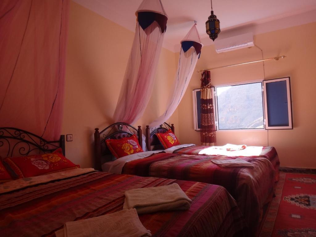 Maison D'Hotes Le Ciel Bleu Tinghir Стая снимка
