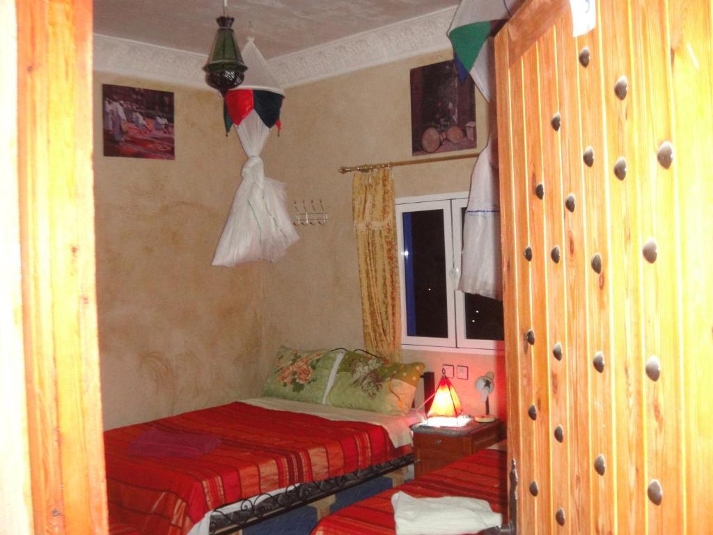 Maison D'Hotes Le Ciel Bleu Tinghir Стая снимка